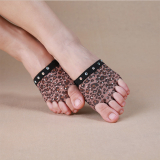 Barfussschläppchen - Foot Thongs - im Leopardenlook  und mit Kristallsssteinen Deko
